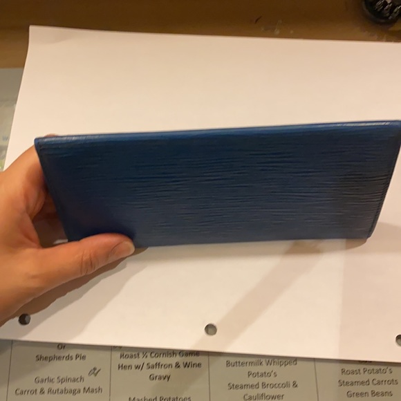 Bi-fold Epi Wallet - Picture 8 of 8